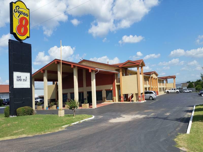 Super 8 By Wyndham Waco/Mall Area Tx Екстер'єр фото